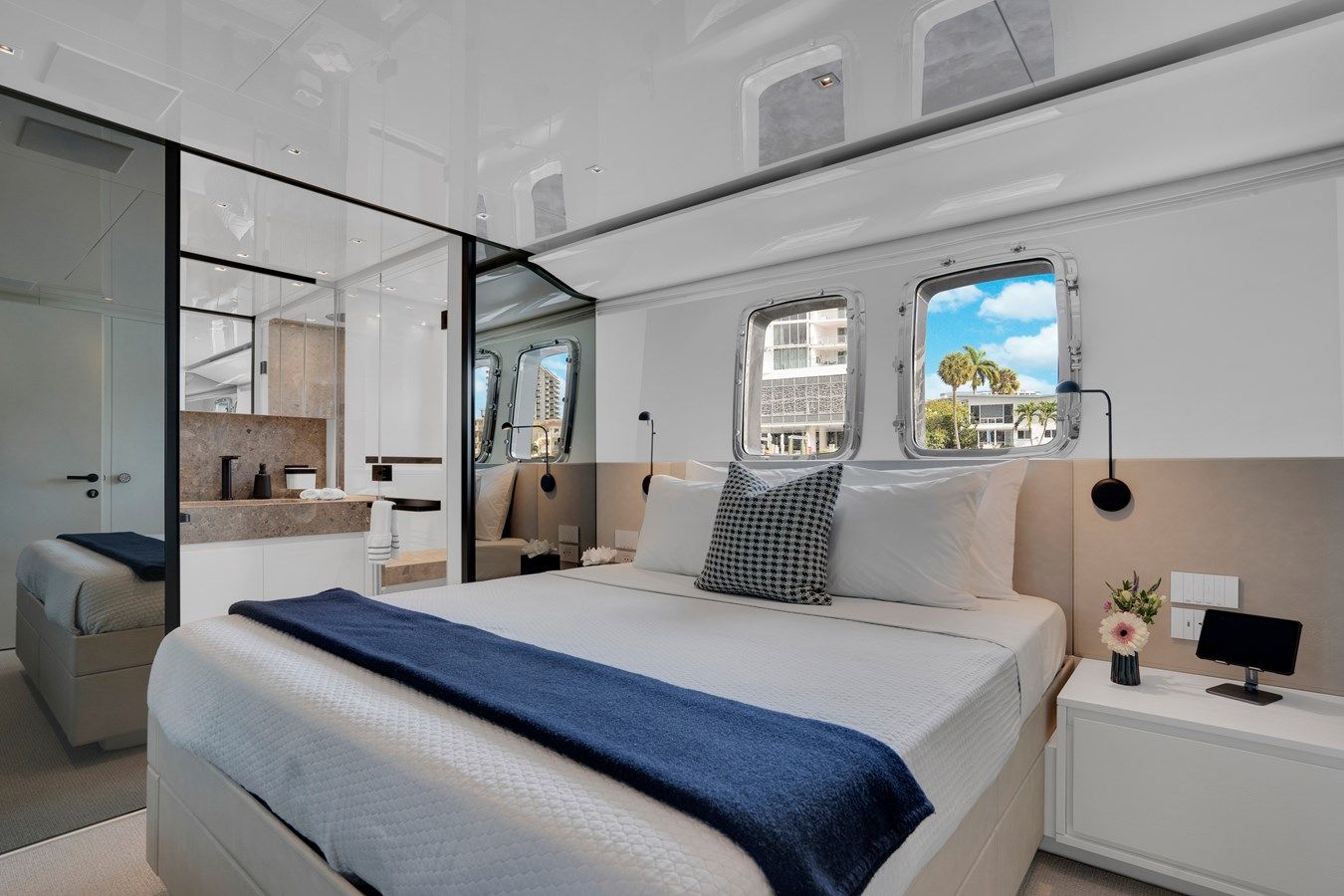 Buy a yacht SWEET VIRGINIA 96