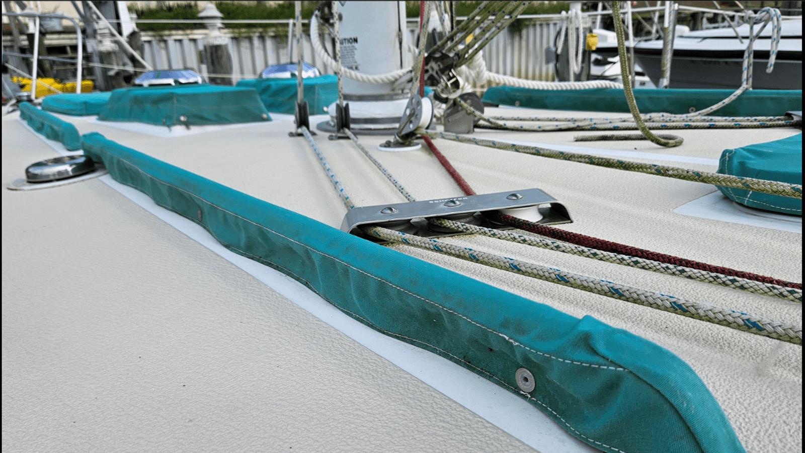 Buy a yacht Cloudburst 37