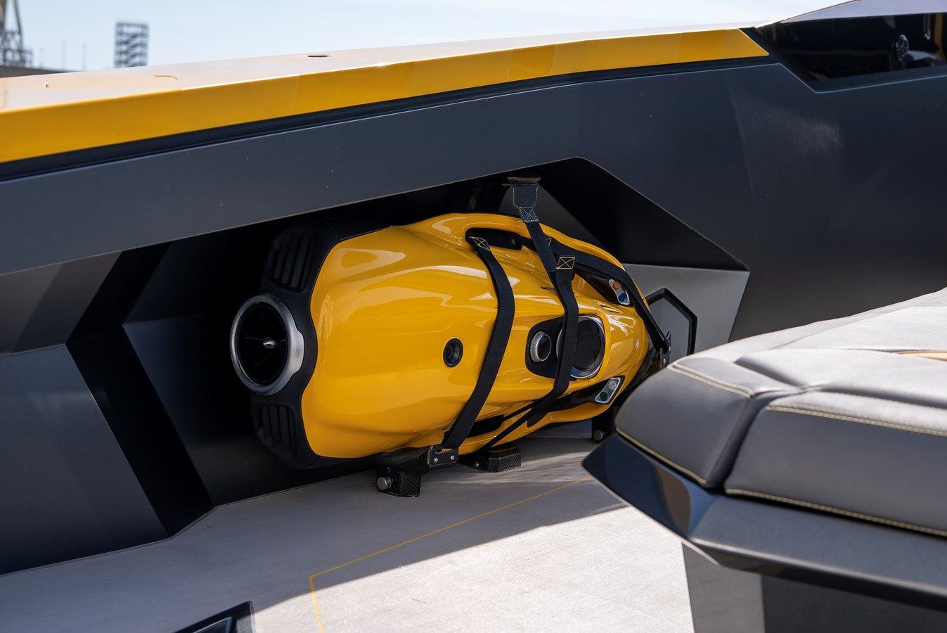 Лучшие предложения покупки яхты FAST TOY 2023