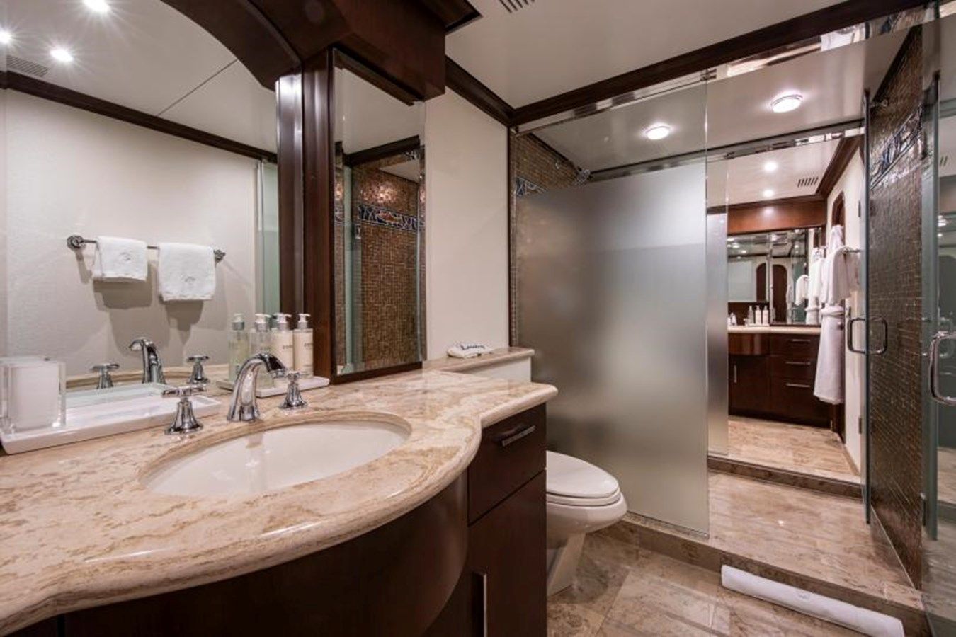 Купить Lady Nora - Broward Yacht