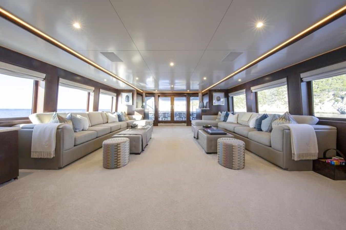 Лучшая цена на Lady Nora - Broward Yacht