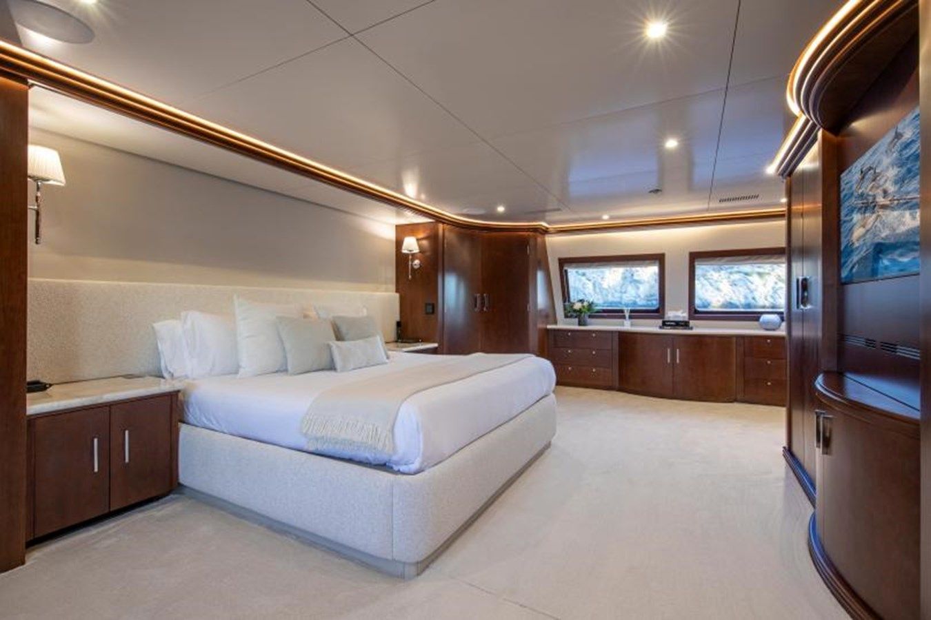 Стоимость яхты Lady Nora