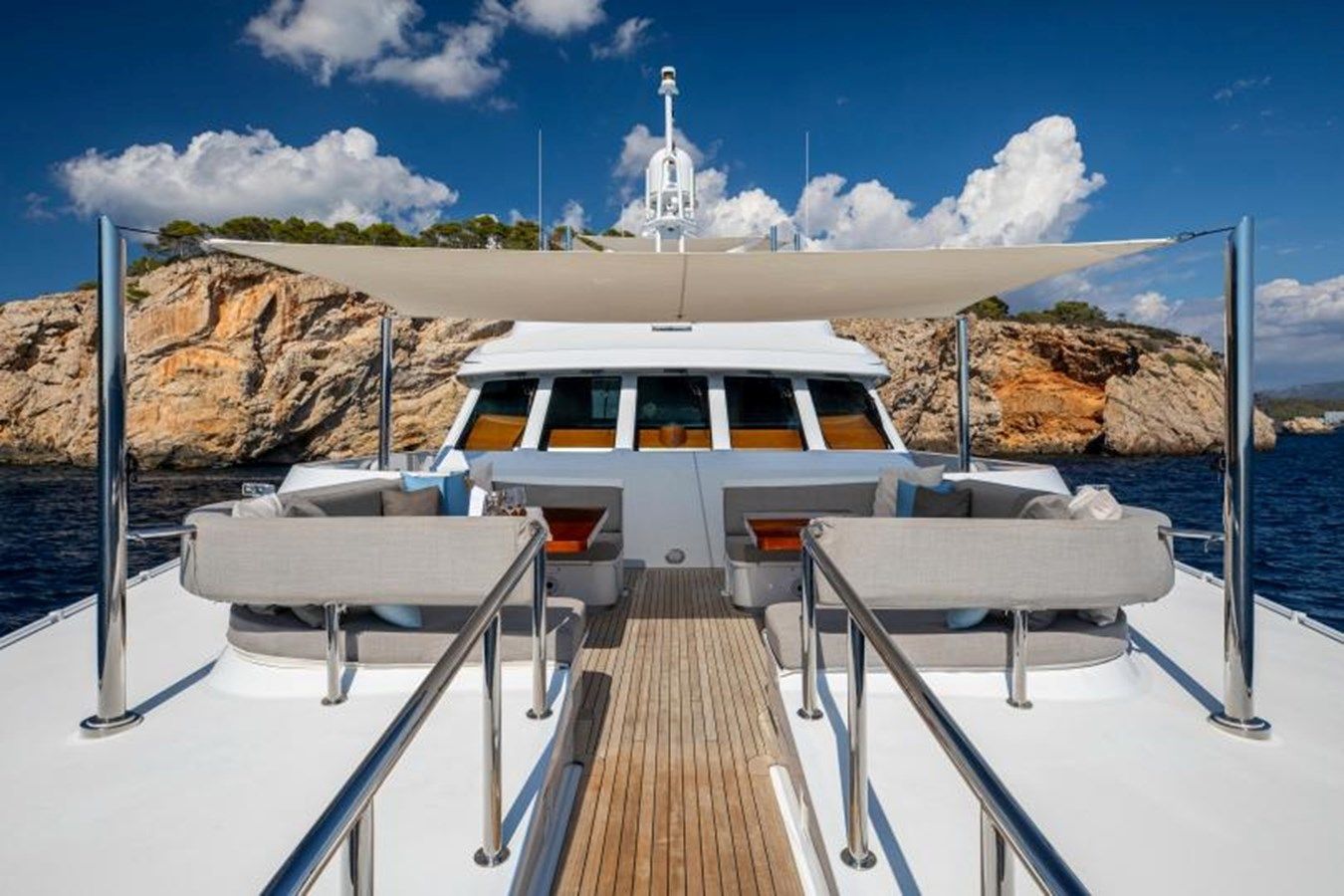 Лучшая цена на Lady Nora 1998