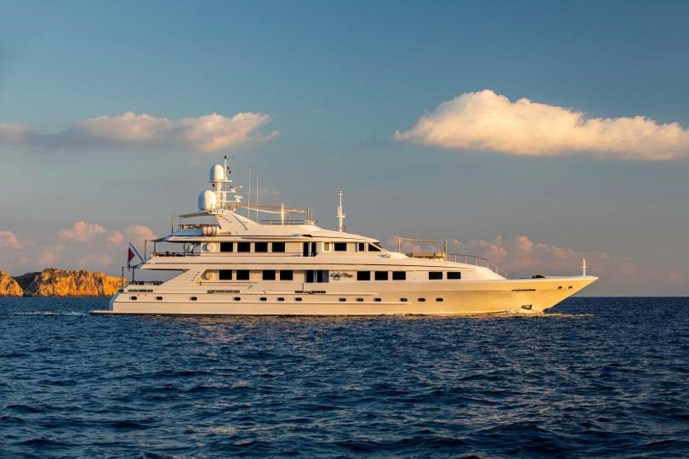 Лучшие предложения покупки яхты Lady Nora - Broward Yacht