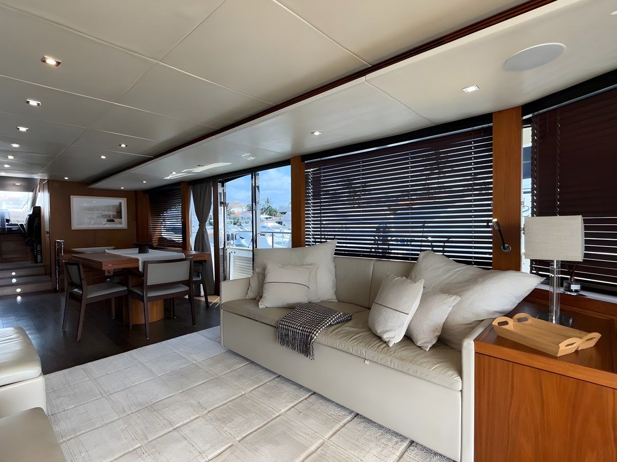 Buy a yacht Kastelan - Sunseeker