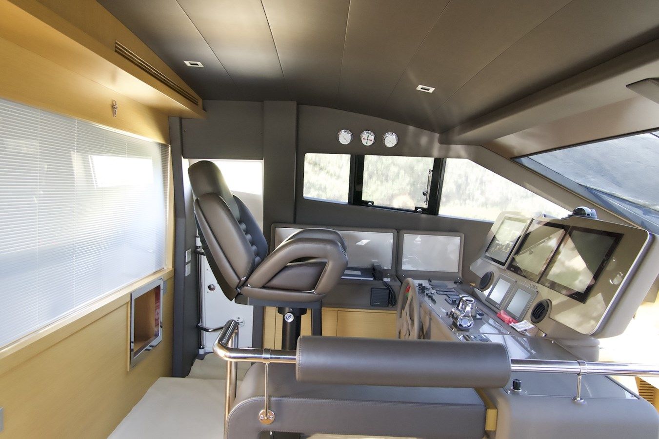 Antonina - Ferretti Yachts price