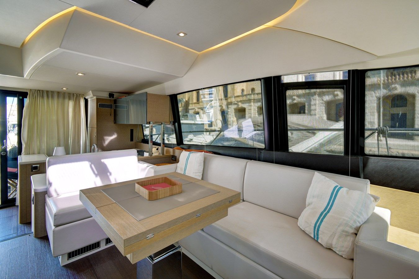 Лучшая цена на Zalu 2019