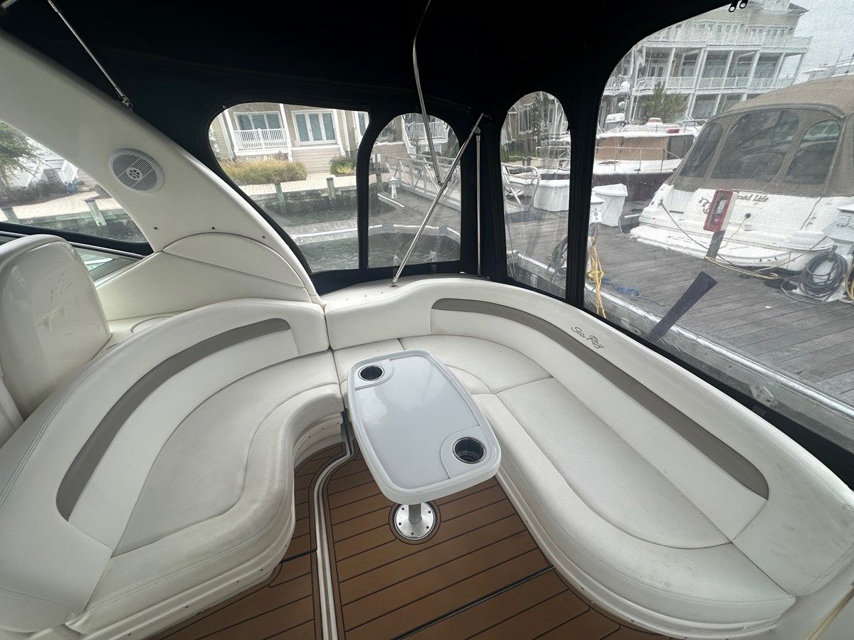 Right on time - SEA RAY