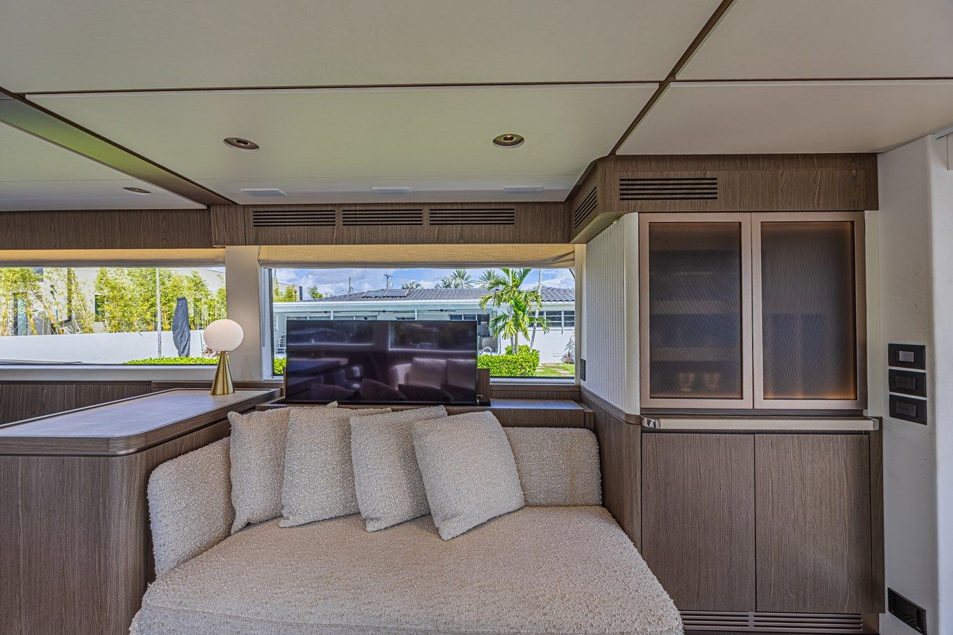 best yacht sales deals XAX66M61L122