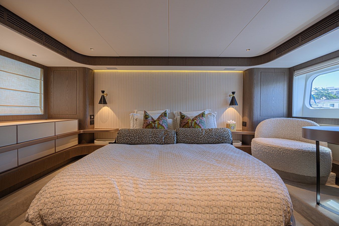 XAX66M61L122 - Azimut Yachts yacht sale