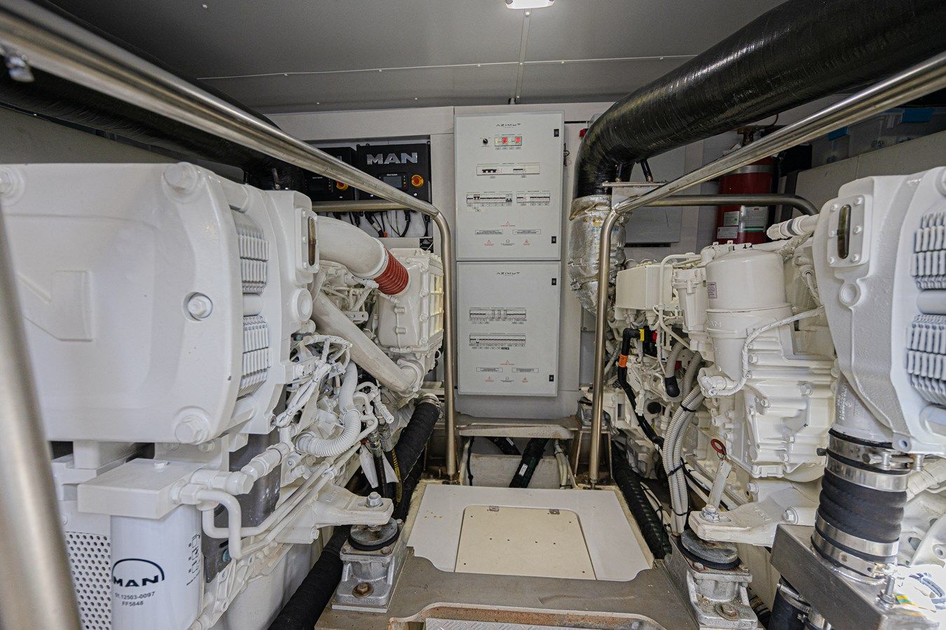 the best price on XAX66M61L122 - Azimut Yachts