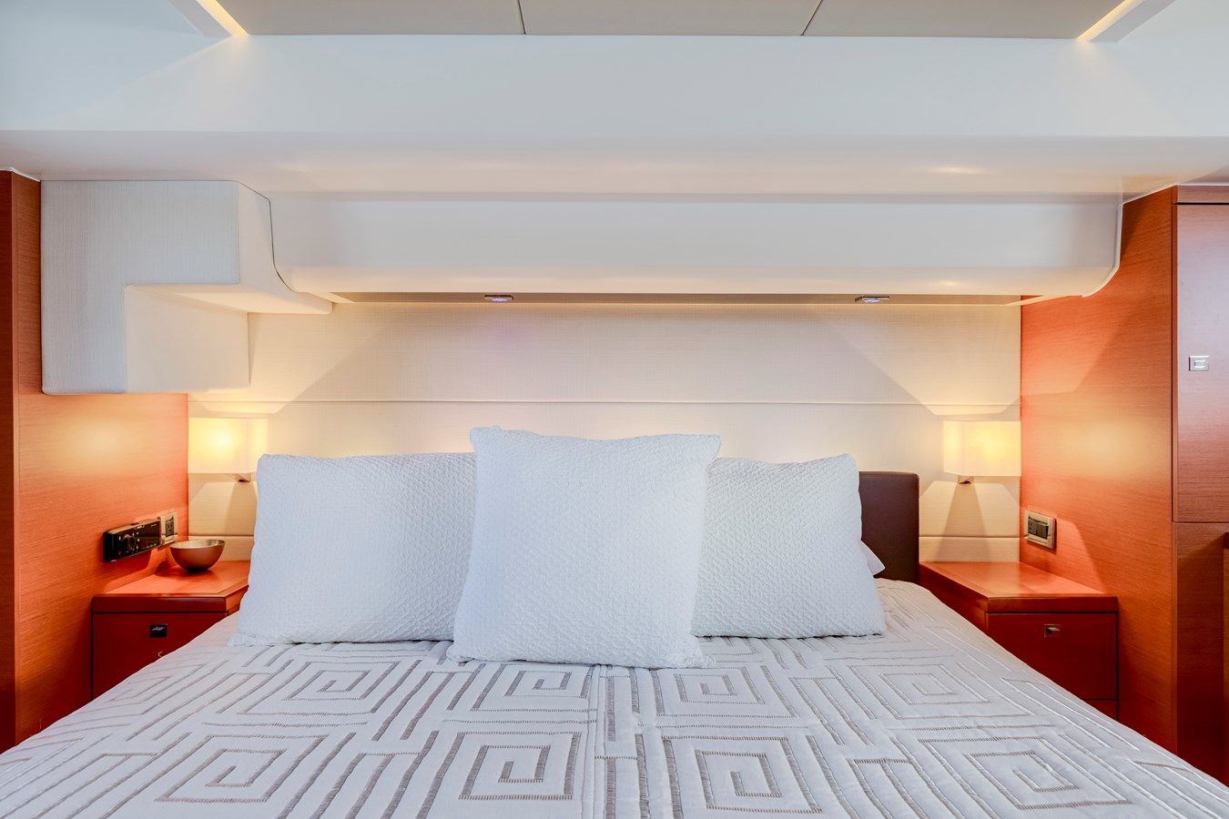 Buy a yacht OUR TRADE