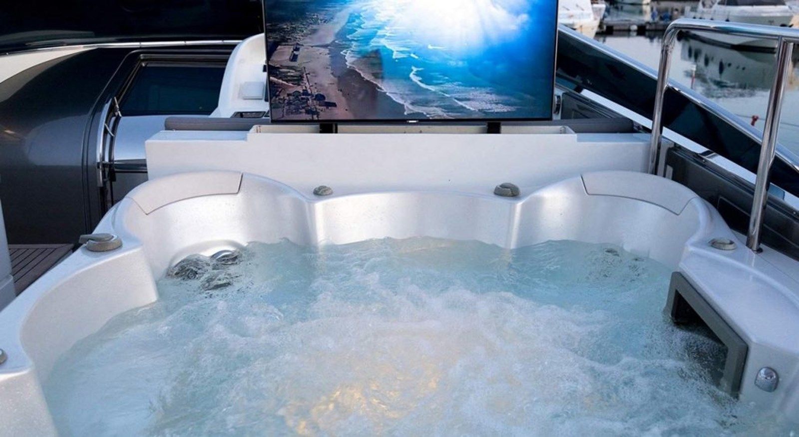 Buy a ALBATOR 2 2005 at Shestakov Yacht Sales