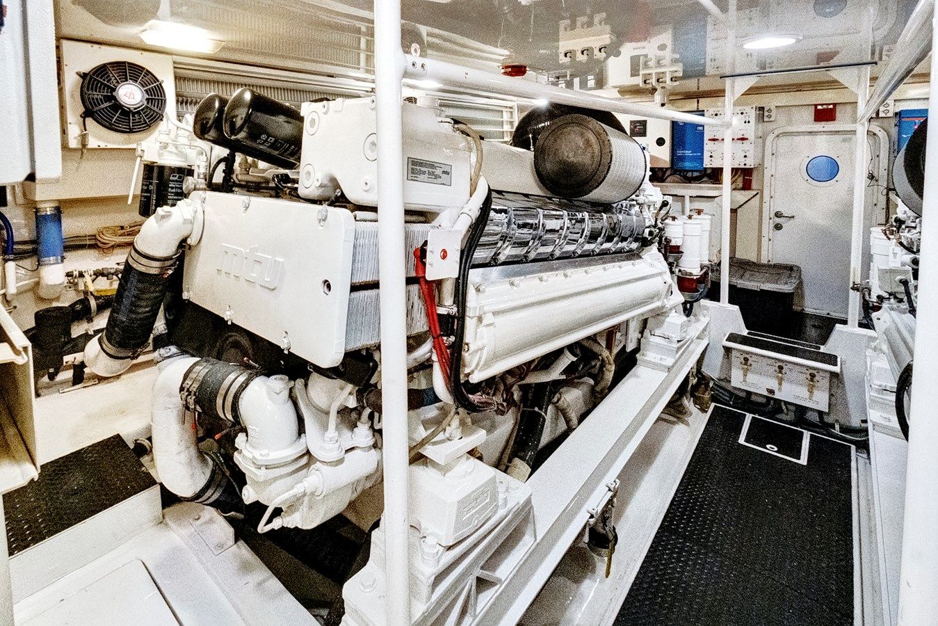 VKY74038A808 74 Enclosed Bridge