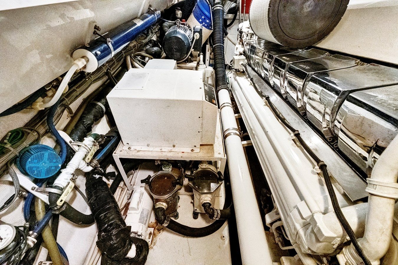 Buy a yacht VKY74038A808 74