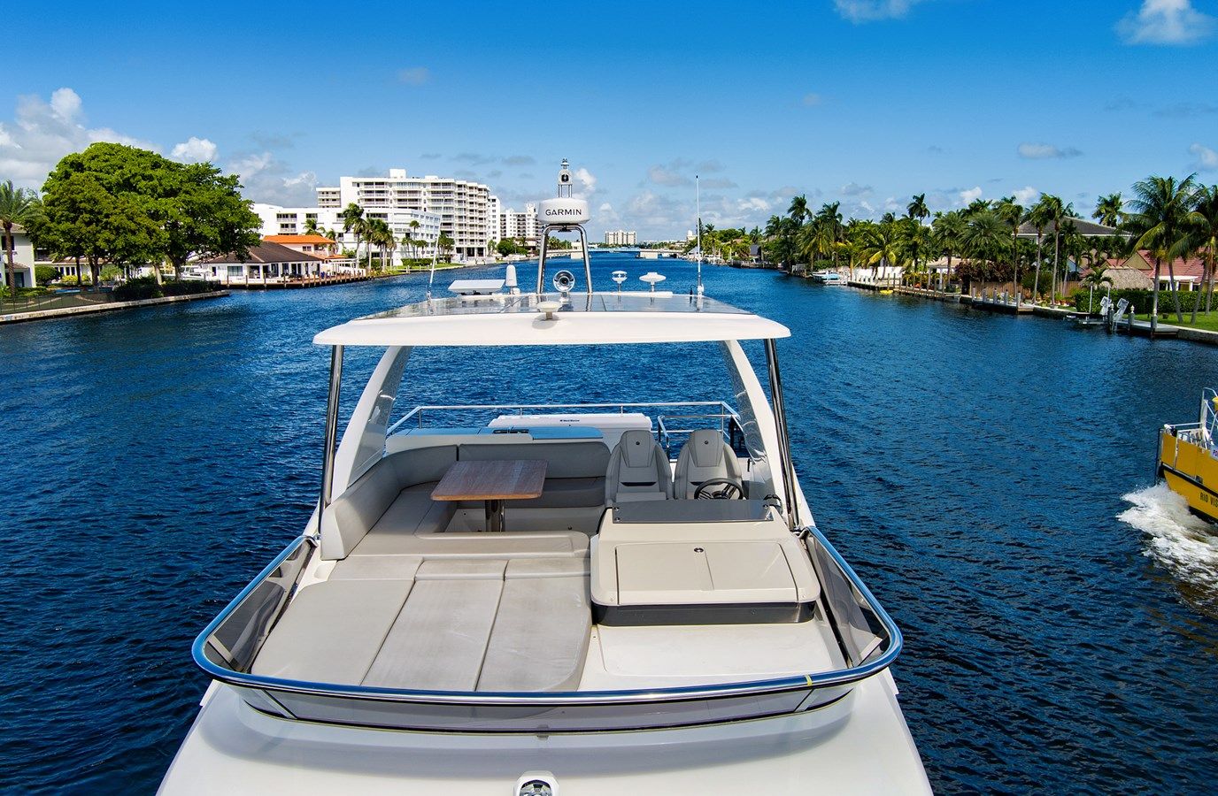 Купить JOAN'S RONDEVOUS 52 Fly