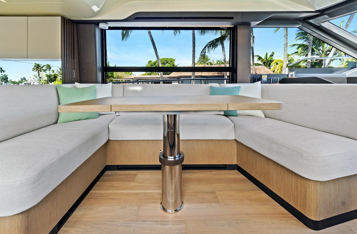 JOAN'S RONDEVOUS - Absolute Yachts