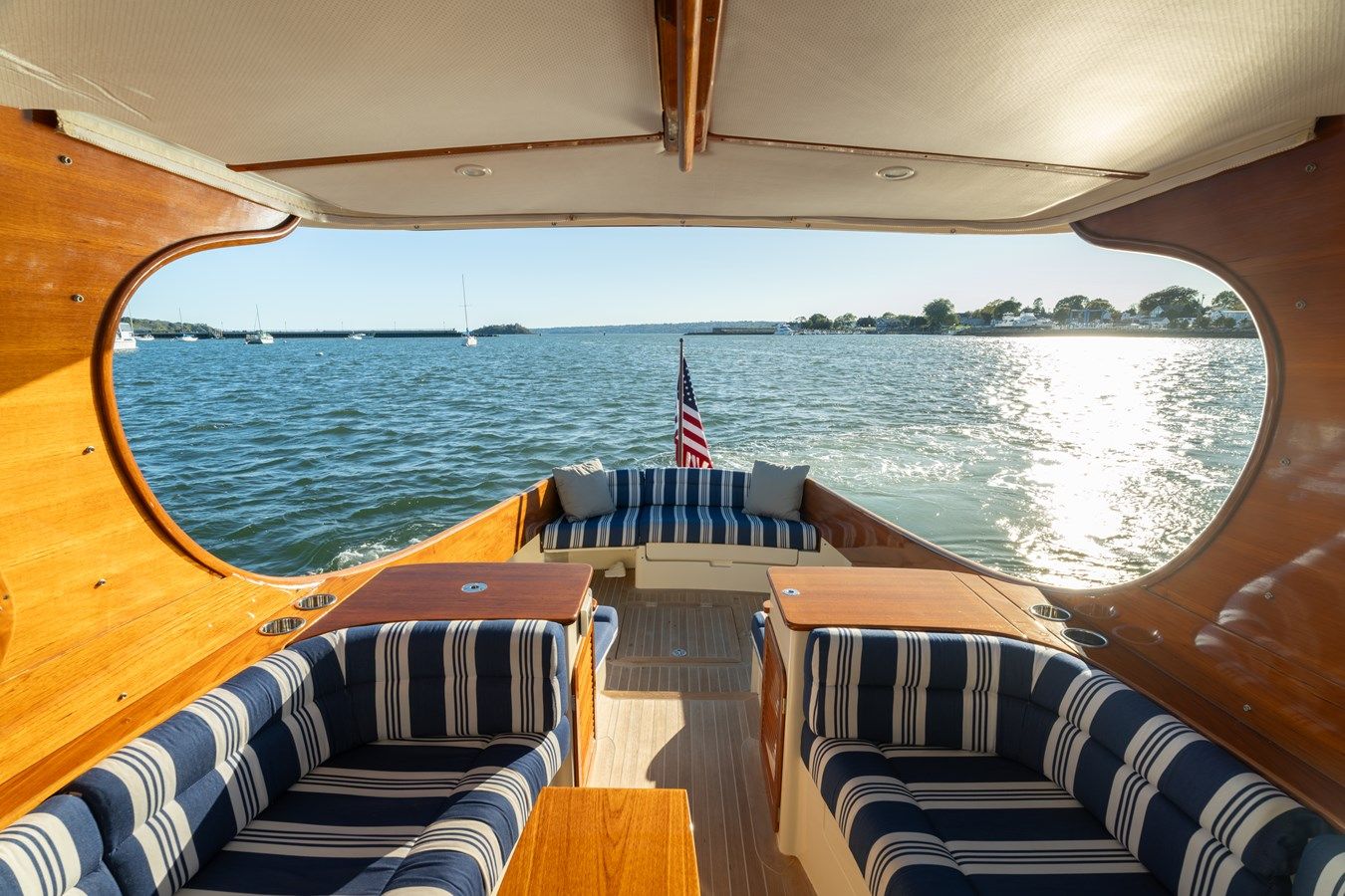 Купить яхту TIMELESS (name reserved) - Hinckley в Shestakov Yacht Sales