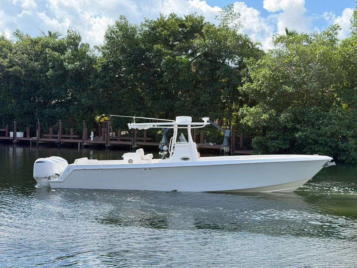 Лучшие предложения покупки яхты Contender 35 LS - Contender Boats