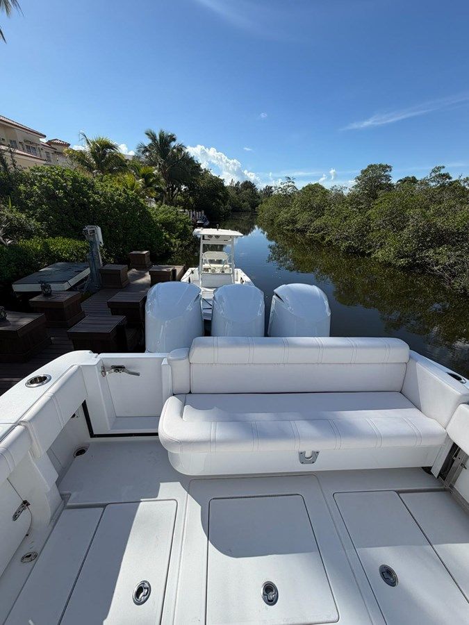 Купить Contender 35 LS 2013