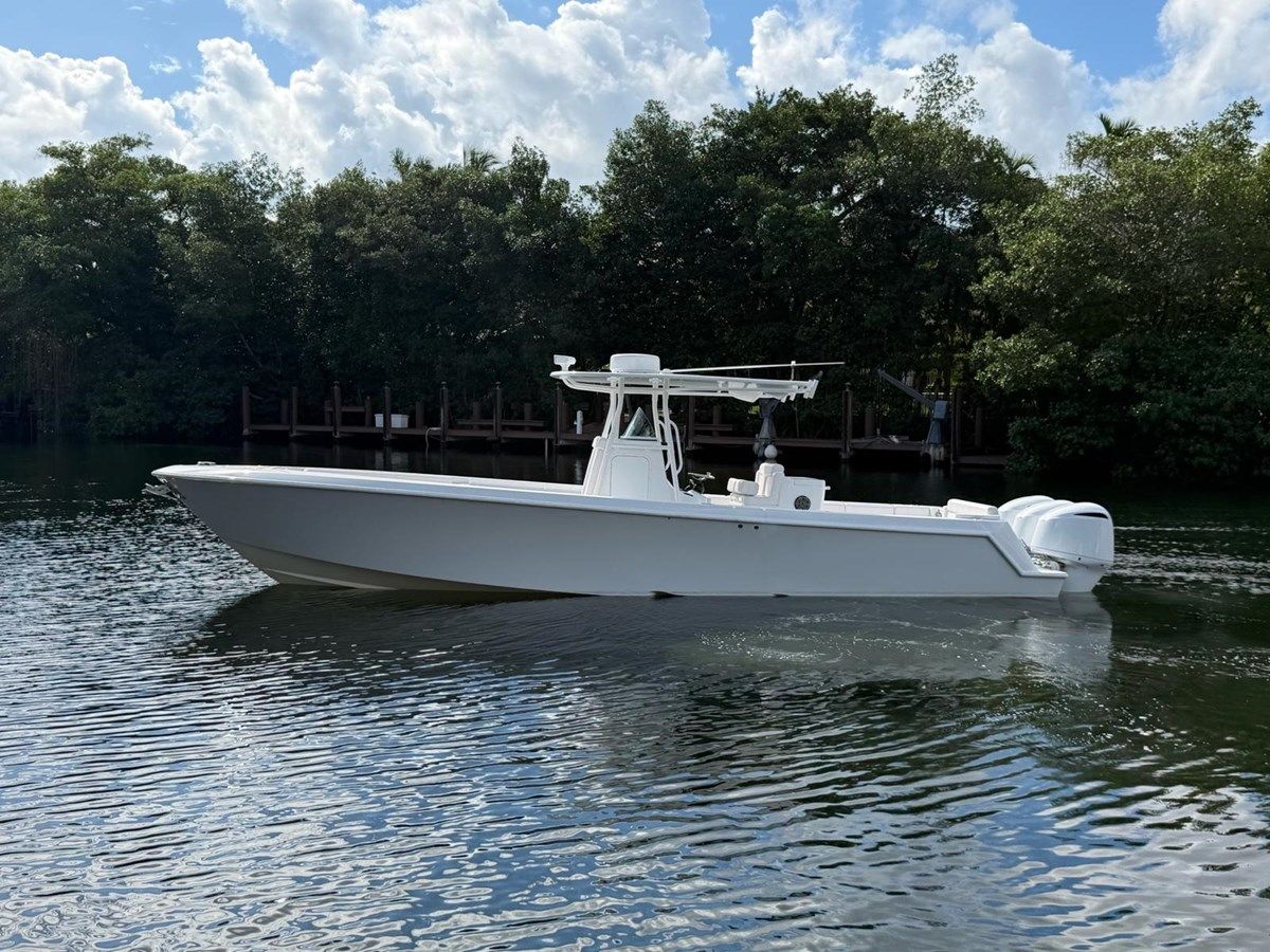 Купить Contender 35 LS - Contender Boats