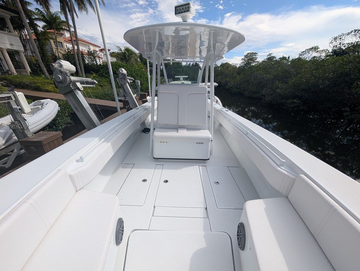 Лучшие предложения покупки яхты Contender 35 LS 2013