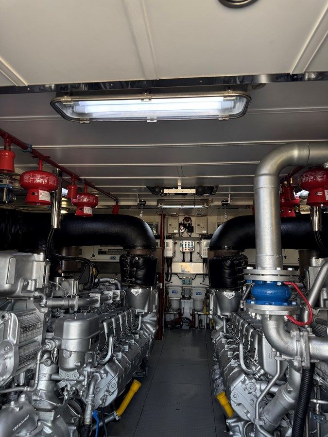 ALBATOR 2 98 yacht sale