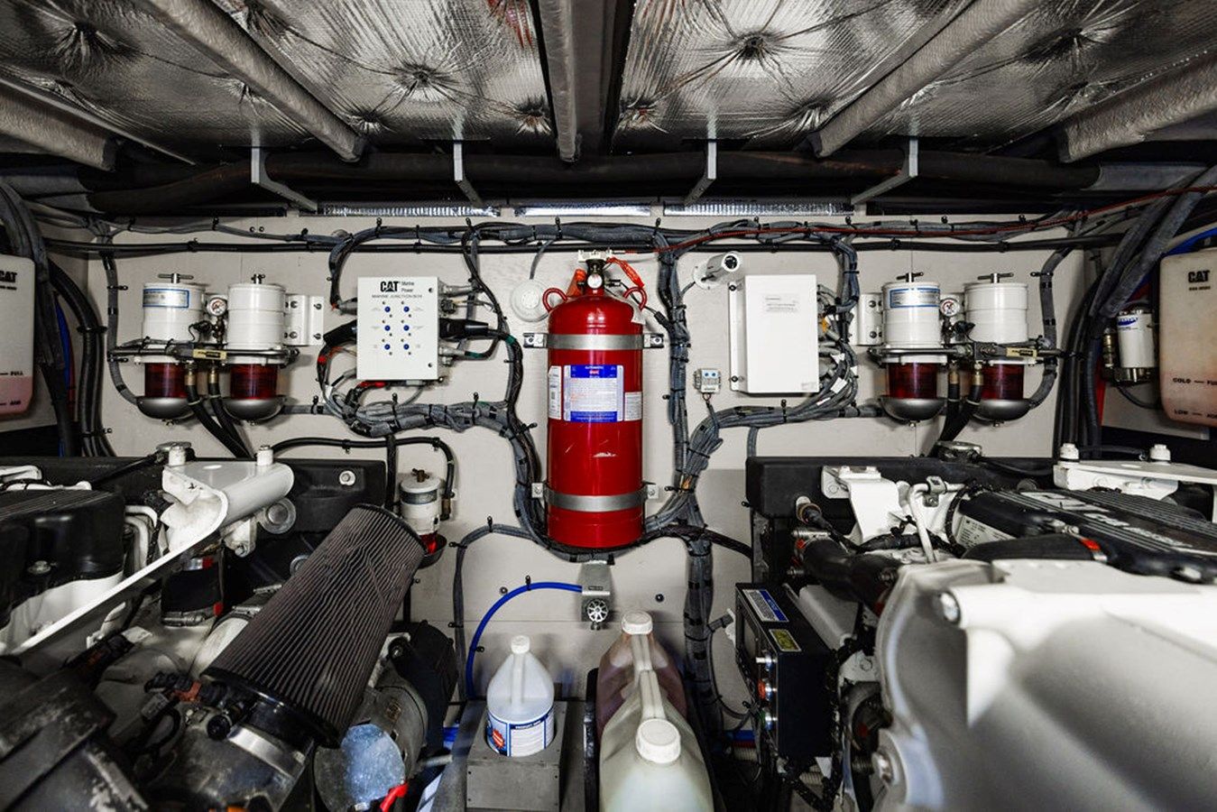 Thinks Its His - SEA RAY yacht sale