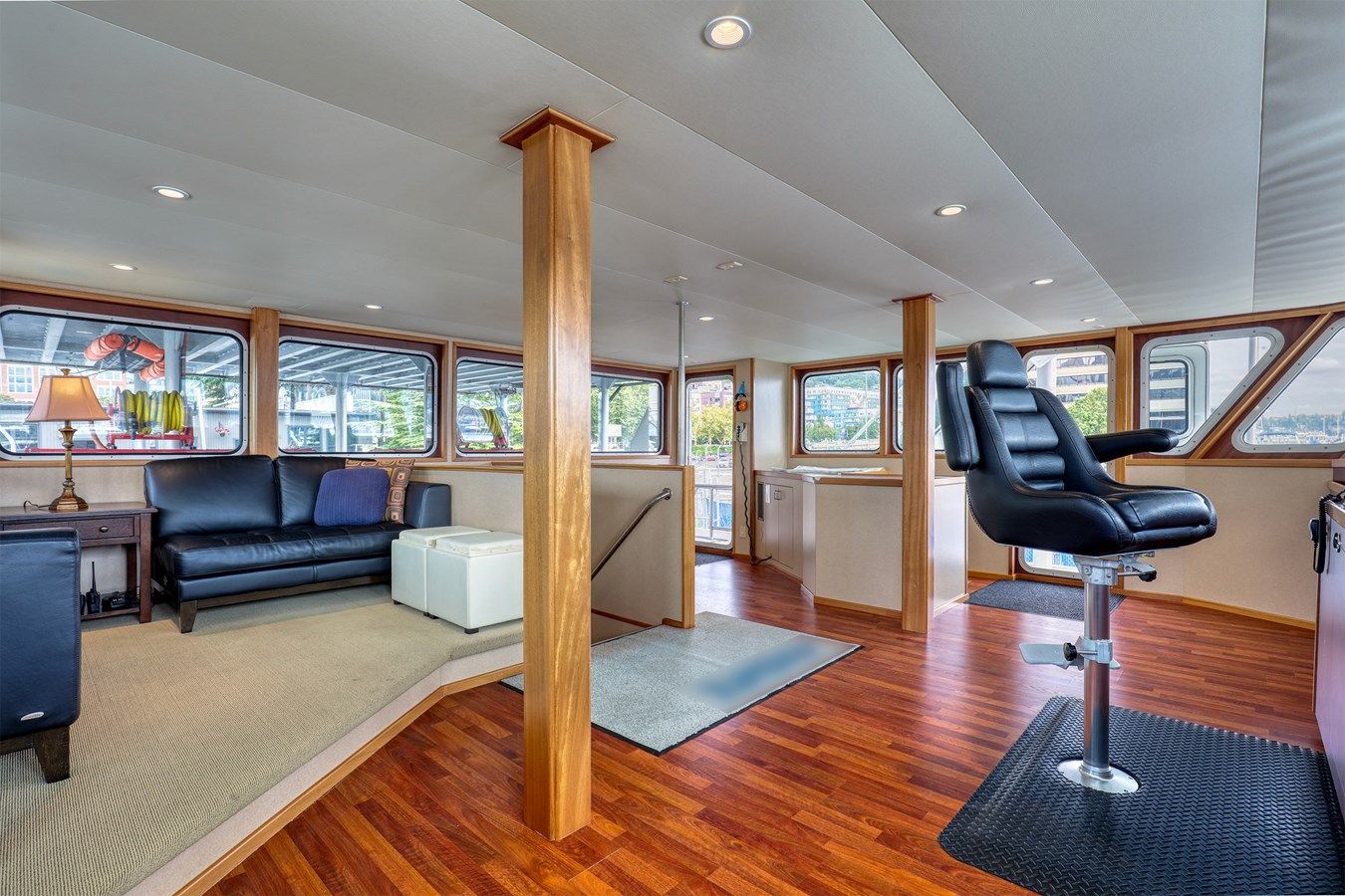 Buy a yacht Hale Manu