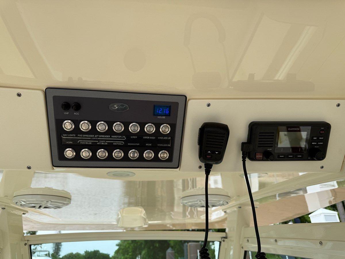 Купить яхту TT B Happy - SCOUT BOATS в Shestakov Yacht Sales