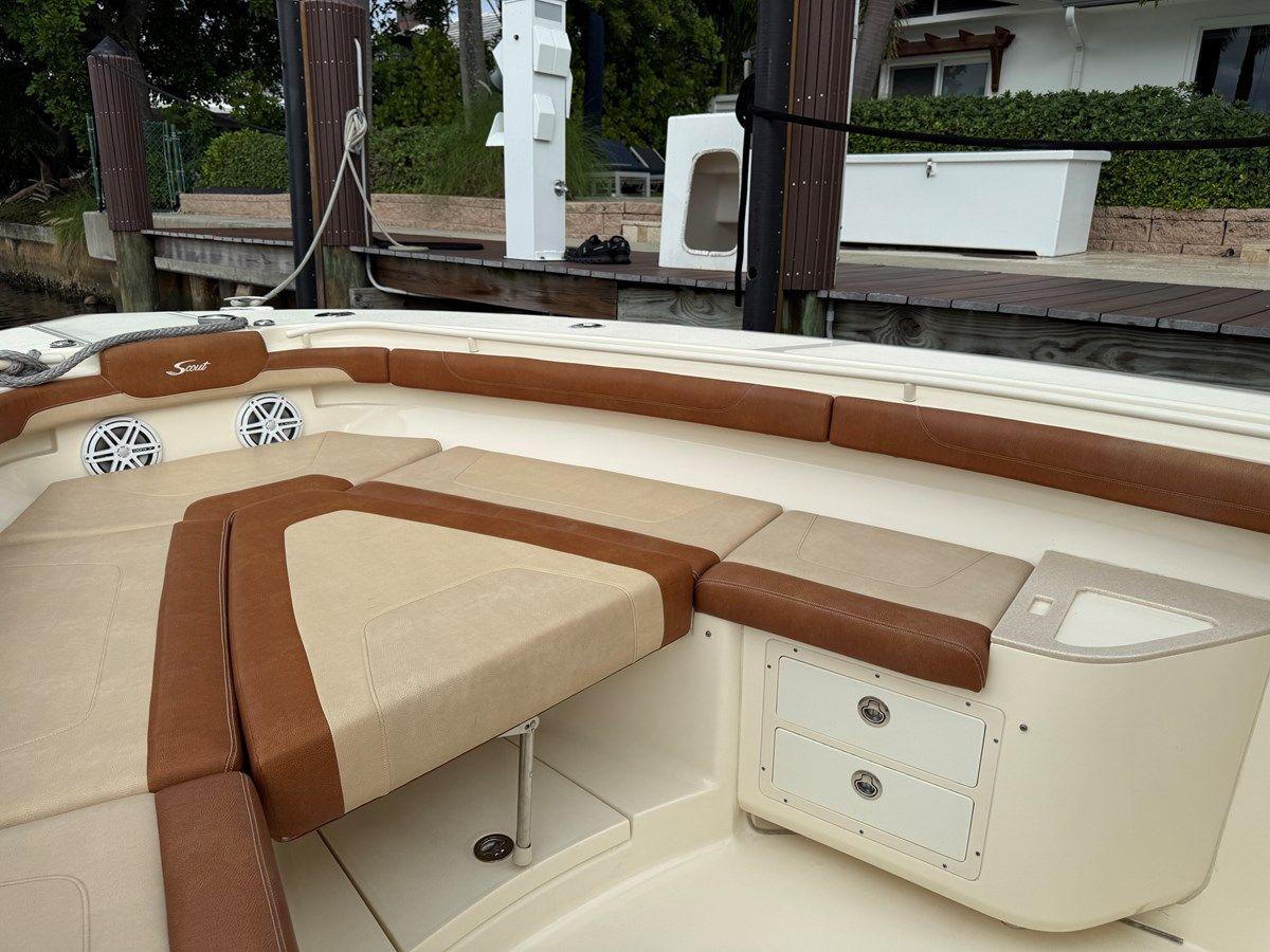 TT B Happy - SCOUT BOATS