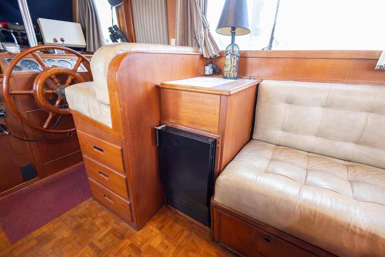 Купить яхту Moonshadow 1985 в Shestakov Yacht Sales