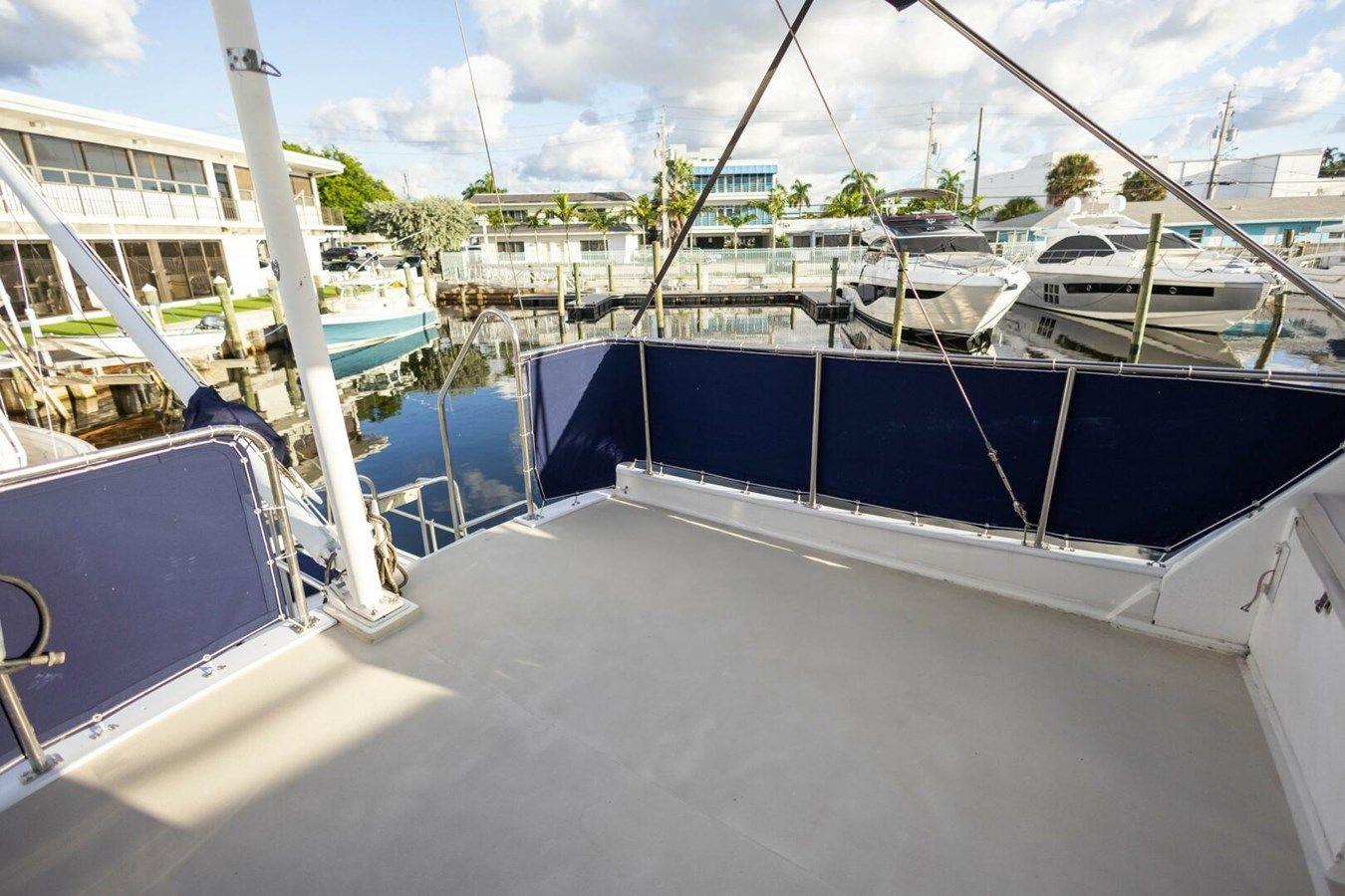 the best price on Moonshadow - GRAND BANKS MARINE