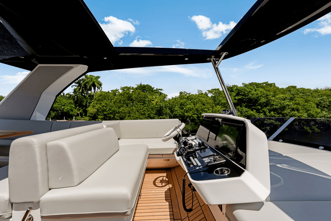 Купить MANHATTAN 68 - Sunseeker