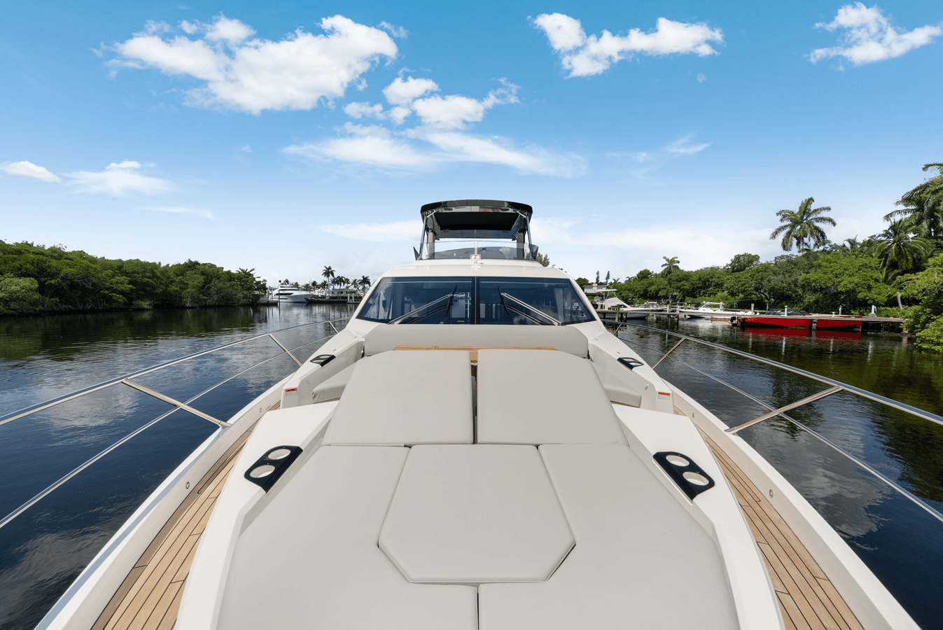 Стоимость яхты MANHATTAN 68 - Sunseeker