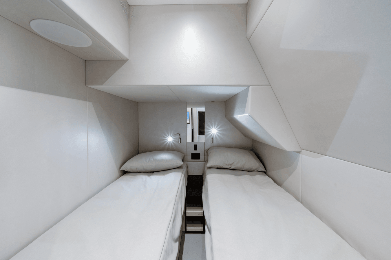 Лучшая цена на MANHATTAN 68 Manhattan 68 (2025)