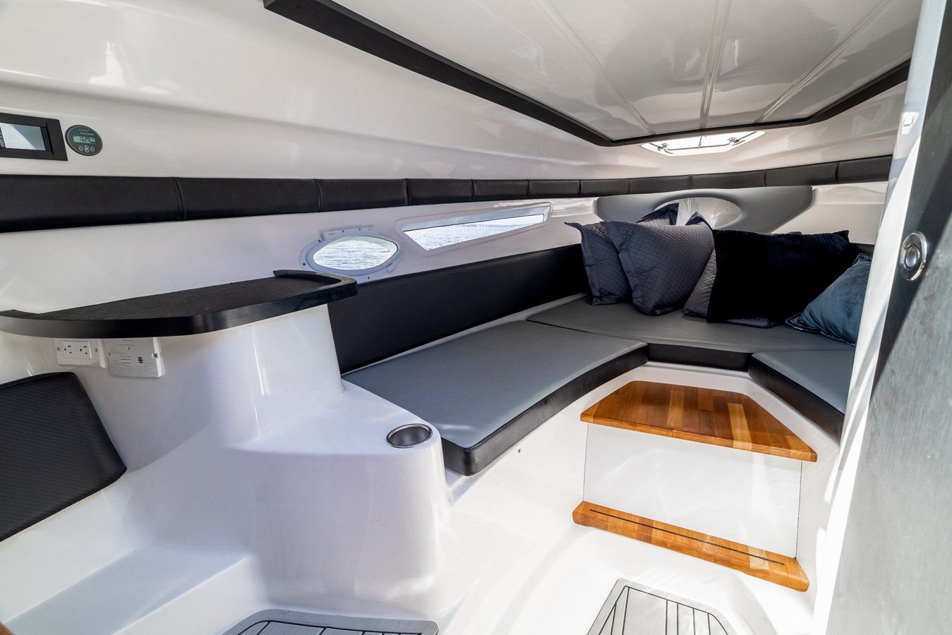 the best price on Hanover 305 Black & Orange Edition 305 Black & Orange Edition