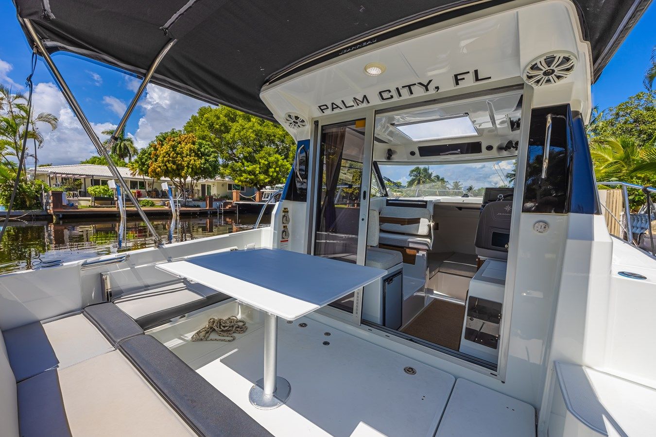 Buy a yacht Therapy Session NC 795 Series 2