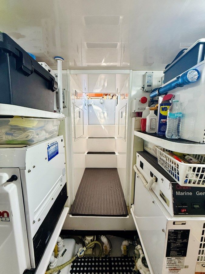 Buy a yacht Kickback - VIKING