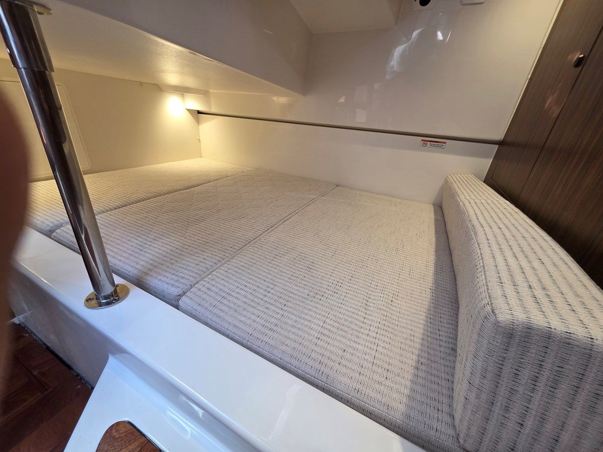 Купить Pursuit OS 325 Offshore 32