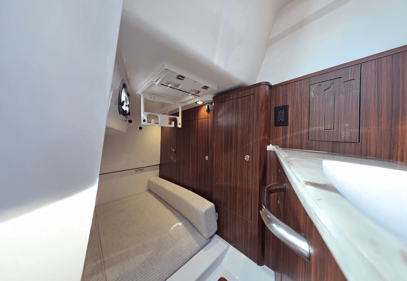 Pursuit OS 325 Offshore 2024 price