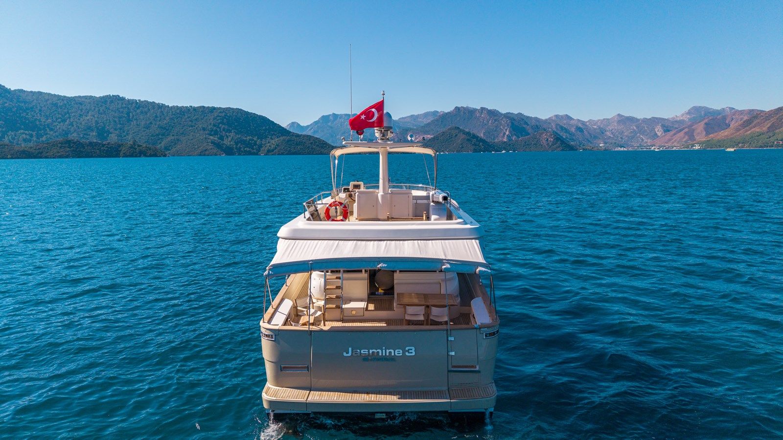 the best price on JASMINE 3