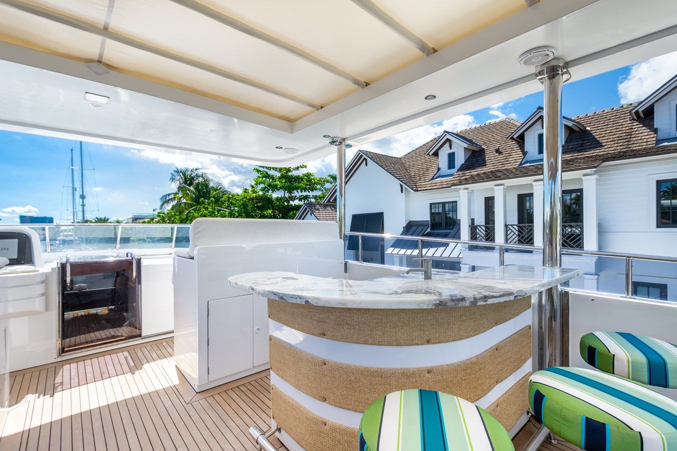 Buy a yacht Mojito 97