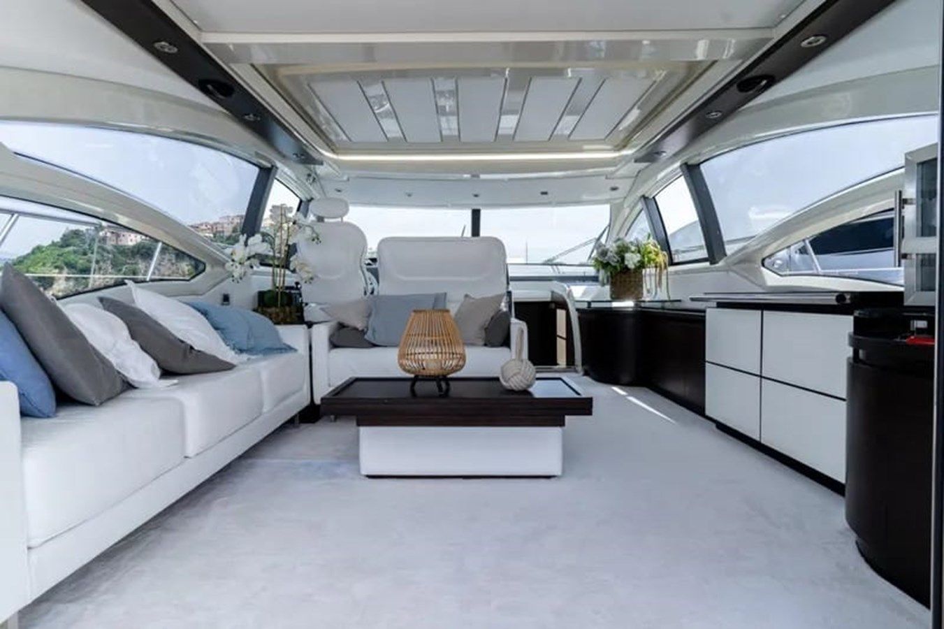Лучшая цена на 2013 Azimut 62S