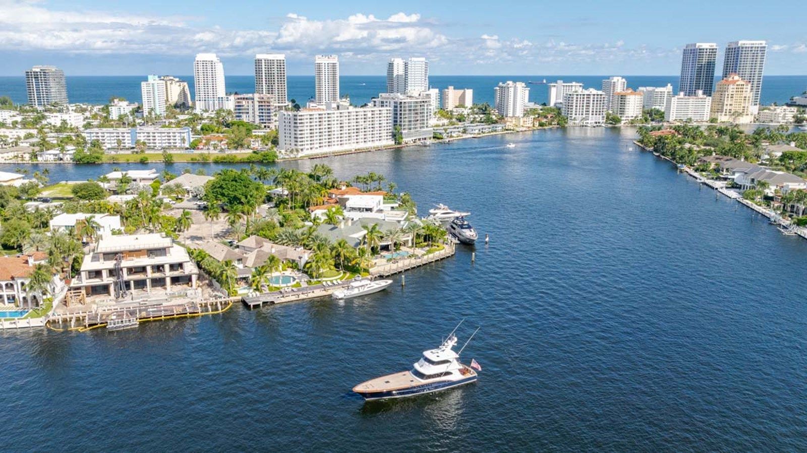 CATCH - FeadShip yacht sale