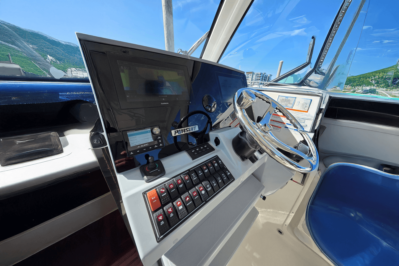 Стоимость яхты Pursuit OS 325 Offshore