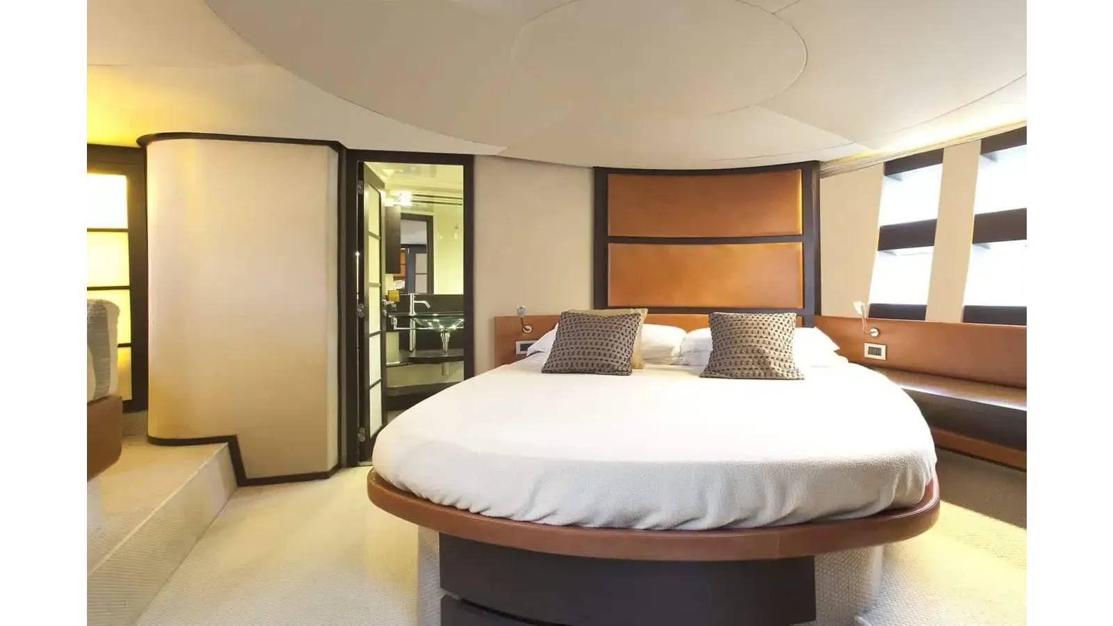 Стоимость яхты Azimut 62S