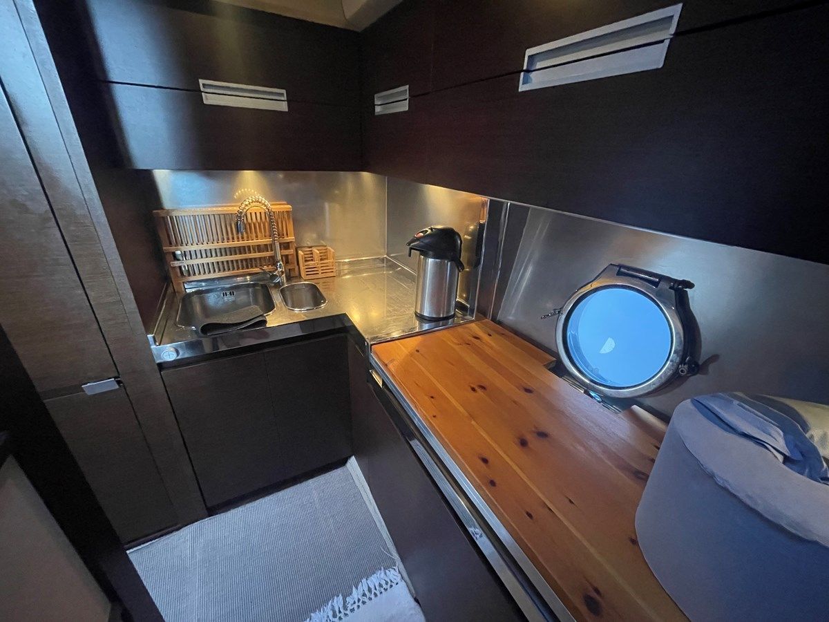 Лучшая цена на Azimut 62S 62S