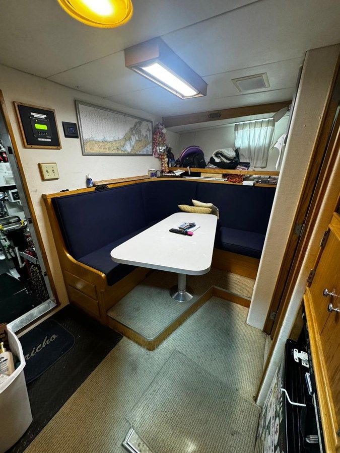 Лучшие предложения покупки яхты CAPRICHO 1987