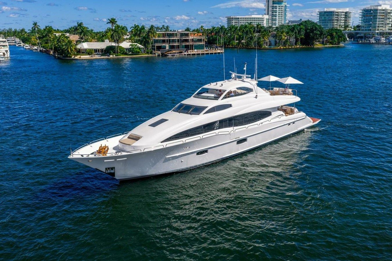 Buy a SERENITY - Lazzara at Shestakov Yacht Sales